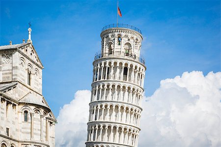 simsearch:400-04713855,k - An image of the great Piazza Miracoli in Pisa Italy Stockbilder - Microstock & Abonnement, Bildnummer: 400-07170647