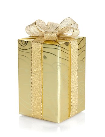 simsearch:400-04805110,k - Gift box with ribbon and bow. Isolated on white background Stock Photo - Budget Royalty-Free & Subscription, Code: 400-07172480