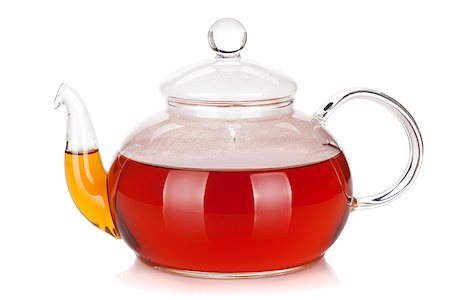 simsearch:400-06077206,k - Glass teapot of black tea. Isolated on white background Photographie de stock - Aubaine LD & Abonnement, Code: 400-07172504