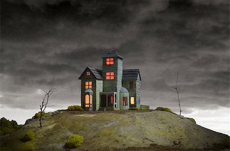 A creepy old house on Haunted Hill. Stock Photo - Budget Royalty-Free & Subscription, Code: 400-07173995