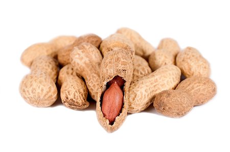 Raw peanuts in shell isolated on white background Stockbilder - Microstock & Abonnement, Bildnummer: 400-07206915