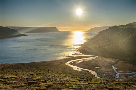 simsearch:400-07207380,k - Sun is setting over the fjord on the Iceland Stock Photo - Budget Royalty-Free & Subscription, Code: 400-07207378