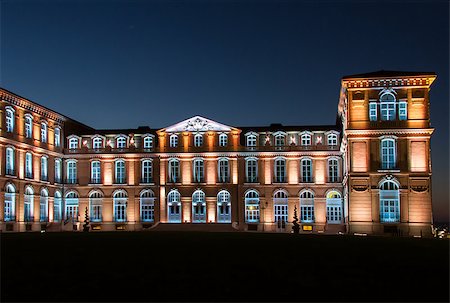 Pharo palace at night in Marseille, France. Foto de stock - Super Valor sin royalties y Suscripción, Código: 400-07208201