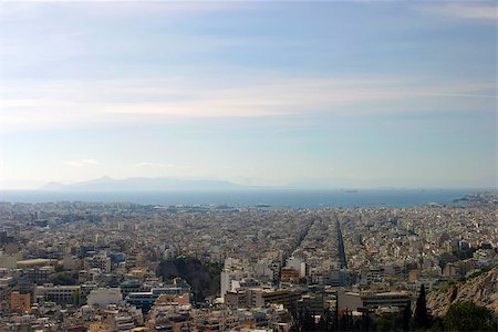 Bird's eye view from the Mouseion Hill in Athens at the port of Piraeus Stockbilder - Microstock & Abonnement, Bildnummer: 400-07208429