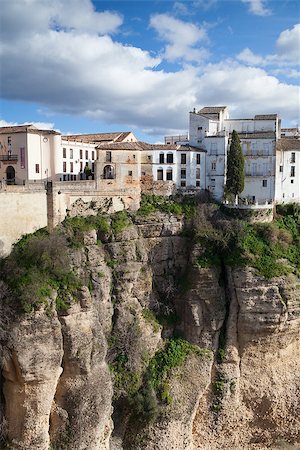 simsearch:400-07209028,k - View of buildings in new town from other side of the 18th century bridge over the 300 ft Tajo Gorge in Ronda Spain Stock Photo - Budget Royalty-Free & Subscription, Code: 400-07209028