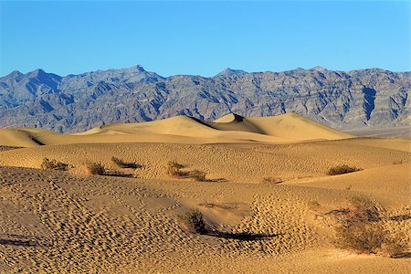 simsearch:855-06313247,k - Sand Dunes, Ripples And Mountain Peaks, Death Valley National Park, California Photographie de stock - Aubaine LD & Abonnement, Code: 400-07209091