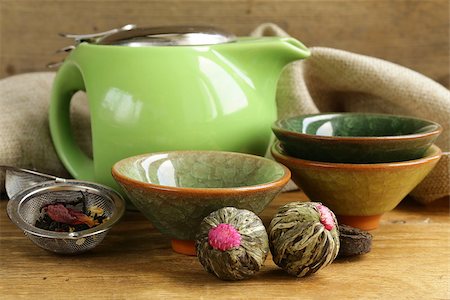 simsearch:400-08045087,k - set for a traditional tea drinking (kettle, cups and green tea) Stock Photo - Budget Royalty-Free & Subscription, Code: 400-07215181