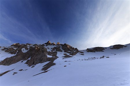 simsearch:400-07215536,k - Sunrise in snowy mountains. Turkey, Central Taurus Mountains, Aladaglar (Anti Taurus). Wide angle view. Foto de stock - Super Valor sin royalties y Suscripción, Código: 400-07215536