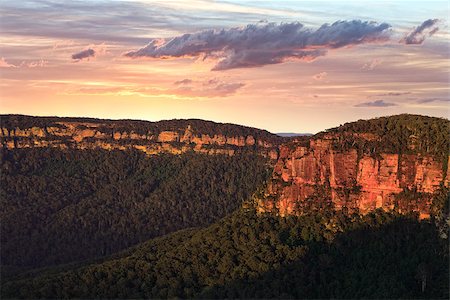 Kanangra-Boyd National Park is composed of two land areas,  the elevated, gently undulating Boyd Plateau and the area of creeks, rivers, gorges and ridges into which the plateau falls away. Stock Photo - Budget Royalty-Free & Subscription, Code: 400-07210159