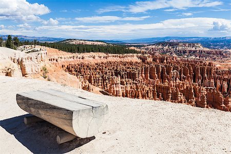 simsearch:400-07482626,k - Orange colours in this iconic view of Bryce Canyon National Park, USA Photographie de stock - Aubaine LD & Abonnement, Code: 400-07210707