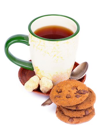 simsearch:400-07420117,k - Cup of Tea with Sugar Cubes, Tea Spoon and Chocolate Chip Cookies isolated on white background Stock Photo - Budget Royalty-Free & Subscription, Code: 400-07213081