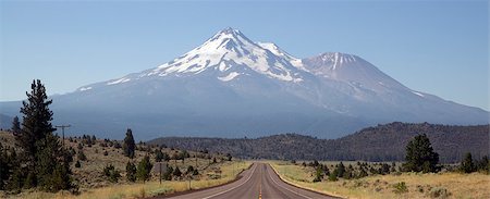 stratovolcano - Highway 97 in Northern California heading South Stock Photo - Budget Royalty-Free & Subscription, Code: 400-07221853