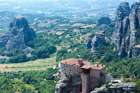 simsearch:400-06696238,k - The Meteora - important rocky monasteries complex in Greece Fotografie stock - Microstock e Abbonamento, Codice: 400-07246100