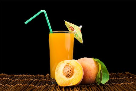 simsearch:400-06388996,k - Peaches and glass with juice black isolated studio shot. Stock Photo - Budget Royalty-Free & Subscription, Code: 400-07246412