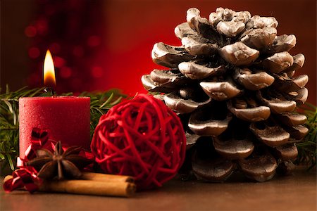 Pine cone and candle cristmas decoration Stock Photo - Budget Royalty-Free & Subscription, Code: 400-07246701