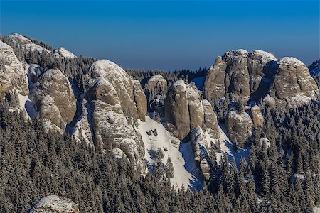simsearch:400-07309307,k - mountain landscape in winter. Ciucas Mountains, Romania Stockbilder - Microstock & Abonnement, Bildnummer: 400-07247957