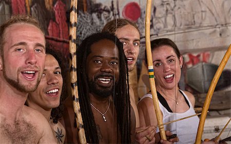 Group of capoeira martial artists singing together Foto de stock - Super Valor sin royalties y Suscripción, Código: 400-07256238