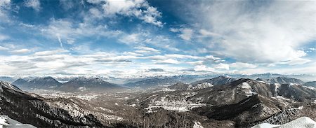 Winter landscape from the Campo dei Fiori, Varese - Lombardy, Italy Foto de stock - Royalty-Free Super Valor e Assinatura, Número: 400-07256322