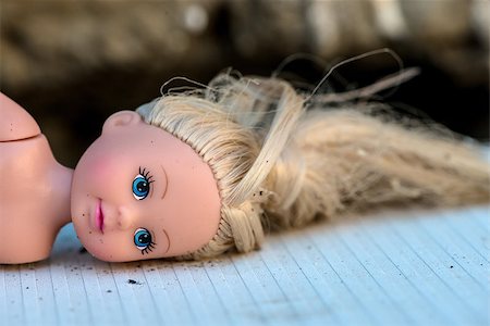 doll head with blond hair Stock Photo - Budget Royalty-Free & Subscription, Code: 400-07257025