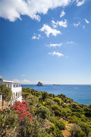 simsearch:400-07252877,k - An image of the active volcano islands at Lipari Italy Photographie de stock - Aubaine LD & Abonnement, Code: 400-07251313