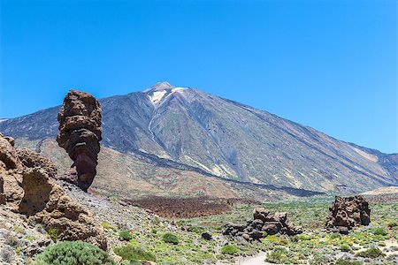 simsearch:400-08779299,k - Park Canadas del Teide. Roques de Garcia. Rock named Finger of God. Tenerife. Spain Photographie de stock - Aubaine LD & Abonnement, Code: 400-07251322