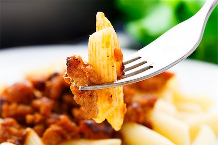 Close-up of delicious pasta with bolognese sauce Photographie de stock - Aubaine LD & Abonnement, Code: 400-07251472