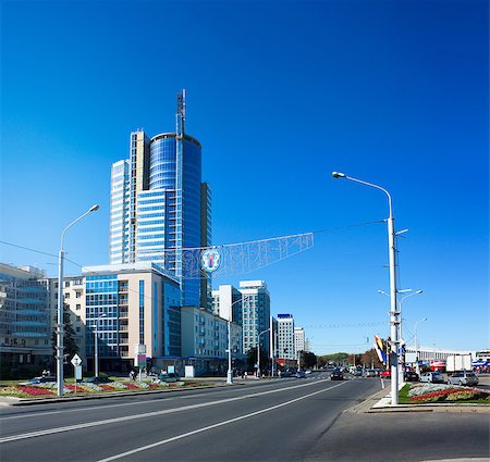 Pobediteley Avenue (Praspyekt Pyeramozhtsaw or Praspiekt Pieramozcau) in Minsk, Belarus. View of Central Street (Winners Avenue). Stockbilder - Microstock & Abonnement, Bildnummer: 400-07252162