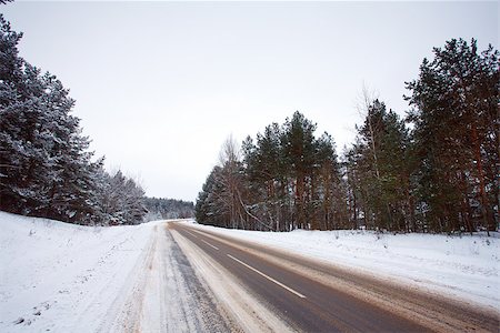 frosty walk countryside - Winter road and the forest in snow Stock Photo - Budget Royalty-Free & Subscription, Code: 400-07252493