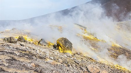 simsearch:400-07252877,k - An image of the active volcano islands at Lipari Italy Photographie de stock - Aubaine LD & Abonnement, Code: 400-07252862