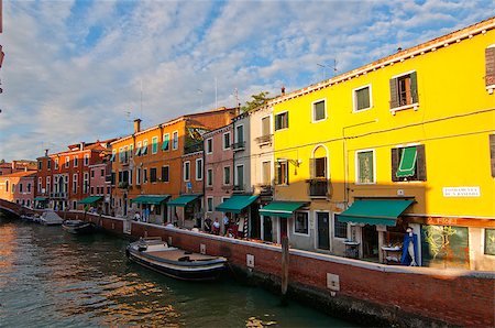 simsearch:400-07272498,k - unusual pittoresque view of Venice Italy most touristic place in the world Stock Photo - Budget Royalty-Free & Subscription, Code: 400-07264544