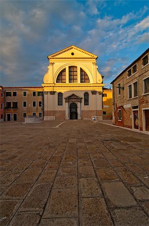 simsearch:400-07272498,k - unusual pittoresque view of Venice Italy most touristic place in the world still can find secret hidden spots Stock Photo - Budget Royalty-Free & Subscription, Code: 400-07264551