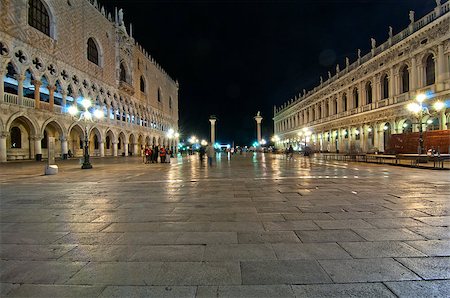 simsearch:400-07272498,k - Venice Italy Saint Marco square pittoresque view Stock Photo - Budget Royalty-Free & Subscription, Code: 400-07261197