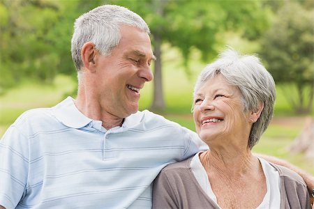 simsearch:400-07274981,k - Closeup of a senior woman and man at the park Stock Photo - Budget Royalty-Free & Subscription, Code: 400-07274921