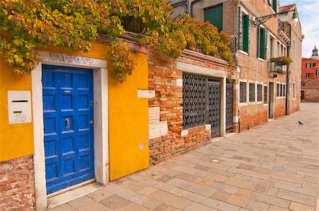 simsearch:400-07272498,k - unusual pittoresque view of Venice Italy most touristic place in the world Stock Photo - Budget Royalty-Free & Subscription, Code: 400-07278629