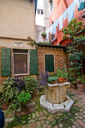 simsearch:400-07272498,k - unusual pittoresque view of Venice Italy most touristic place in the world Stock Photo - Budget Royalty-Free & Subscription, Code: 400-07278635