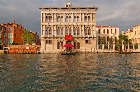 simsearch:400-07272498,k - Venice Italy Casino view on grand canal Stock Photo - Budget Royalty-Free & Subscription, Code: 400-07272477