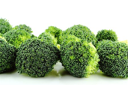 simsearch:400-07822704,k - Fresh broccoli in closeup Photographie de stock - Aubaine LD & Abonnement, Code: 400-07289599