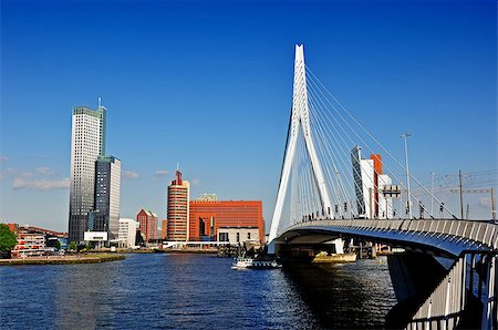simsearch:845-02729530,k - A view of Rotterdam beside the Erasmusbrug  Bridge Photographie de stock - Aubaine LD & Abonnement, Code: 400-07295139