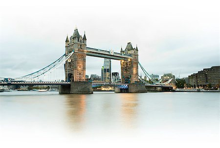 simsearch:400-07295620,k - London Tower bridge on sunset illuminated with different colors Fotografie stock - Microstock e Abbonamento, Codice: 400-07298269