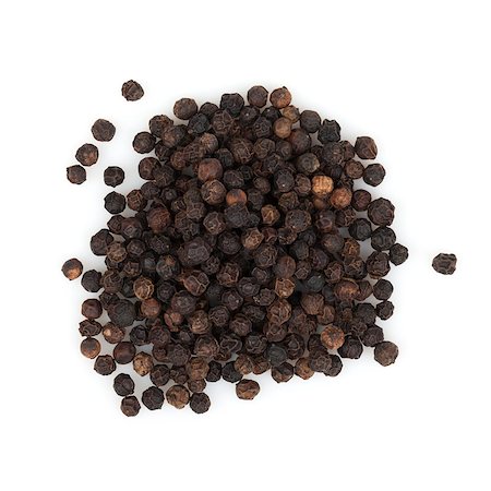 simsearch:400-04689367,k - Black peppercorn. Isolated on white background Stock Photo - Budget Royalty-Free & Subscription, Code: 400-07299515
