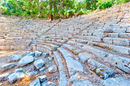 simsearch:400-07305874,k - Ruins of the ancient amphitheater in Turkey Photographie de stock - Aubaine LD & Abonnement, Code: 400-07299956