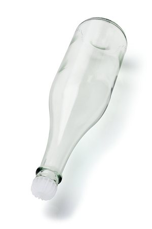 simsearch:400-04997063,k - Empty Glass Bottle With Plastic Stopper Lying On White Background Photographie de stock - Aubaine LD & Abonnement, Code: 400-07291578