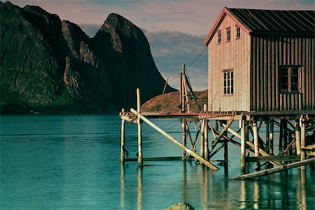 simsearch:400-06946273,k - Old fishing port by the fjord on Lofoten islands in Norway Photographie de stock - Aubaine LD & Abonnement, Code: 400-07291598