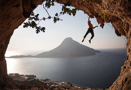 simsearch:400-08072896,k - Rock climber at sunset. Kalymnos Island, Greece. Foto de stock - Royalty-Free Super Valor e Assinatura, Número: 400-07292722