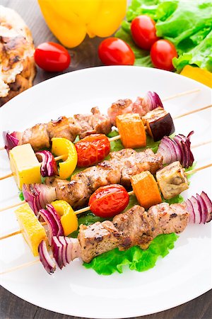 simsearch:400-07479107,k - Barbecued pork and vegetable kebabs on a plate Stock Photo - Budget Royalty-Free & Subscription, Code: 400-07293320