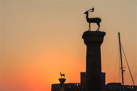 simsearch:400-07105523,k - Medieval statue of deer where the Colossus of Rhodes may have stood, Greece Stock Photo - Budget Royalty-Free & Subscription, Code: 400-07293441