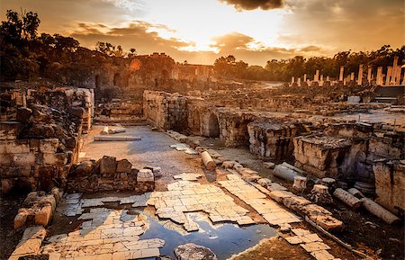 simsearch:400-07413065,k - Ancient city of Beit She'an in Israel Photographie de stock - Aubaine LD & Abonnement, Code: 400-07304202