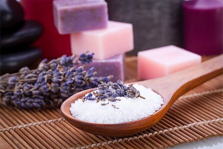 simsearch:400-05902613,k - handmade lavender soap and bath salt wellness spa aroma objects Foto de stock - Royalty-Free Super Valor e Assinatura, Número: 400-07304900