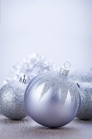 simsearch:400-08406041,k - festive glitter christmas decoration bauble seasonal Fotografie stock - Microstock e Abbonamento, Codice: 400-07305069