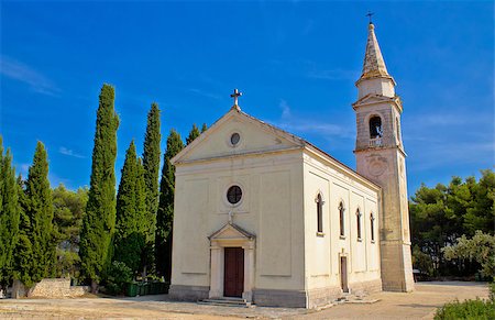 simsearch:400-06919640,k - Island of Iz stone church, Dalmatia, Croatia Foto de stock - Royalty-Free Super Valor e Assinatura, Número: 400-07305551